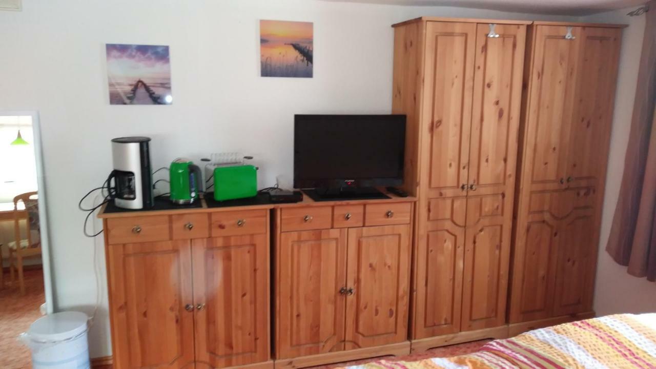 Urlaub Bei Hauenstein Appartement Born Buitenkant foto